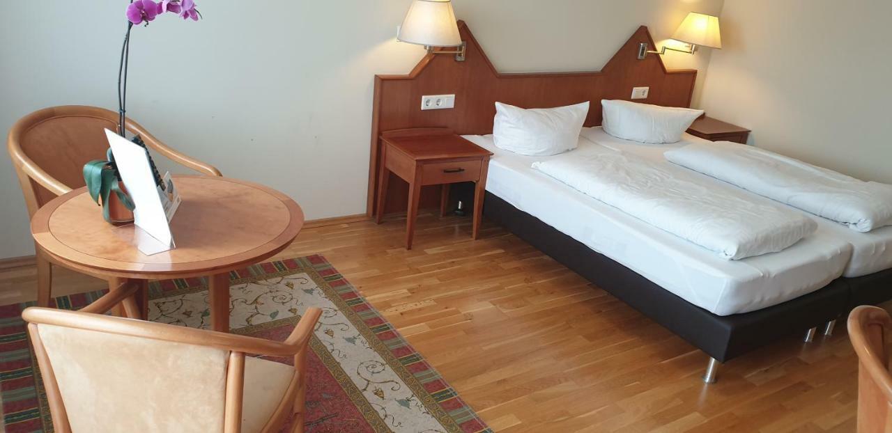 Hotel Am Rossberg Altenahr Eksteriør bilde